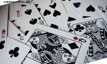 Spielkarten-Tarot-Spreads