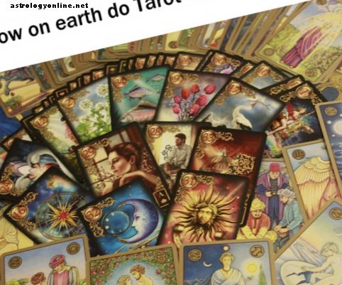 Cara Bacaan Tarot: Sains atau Pseudosains?