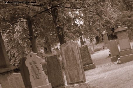 Pensilvānijas Haunted kapsēta (pamatojoties uz patiesu stāstu)
