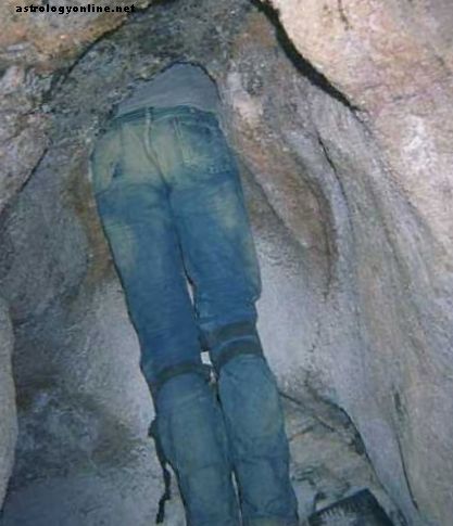 동굴 탐험가에게 무슨 일이 있었습니까?