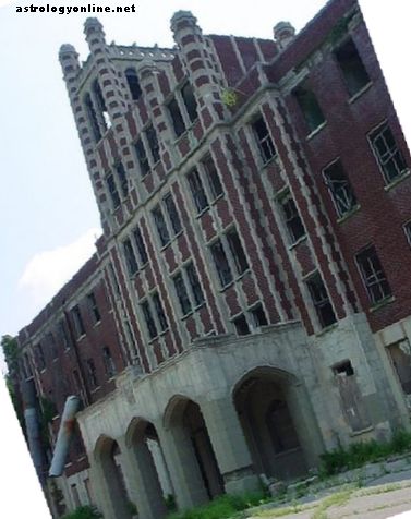 Paranormal - Waverly Hills Sanatoryumu: Sarmaşık ve Diğer Hayalet Hikayeleri