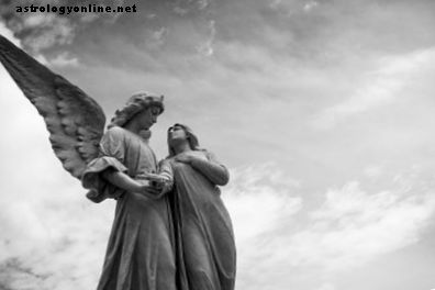 Четири приче о анђелима чуварима: јесу ли ови небески заштитници стварни или фантастични?
