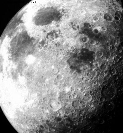 달은 중공입니까?  할로우 문 이론을 뒷받침하는 증거